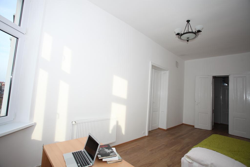 Ferienwohnung Przestronny Apartament Kalisz Zimmer foto